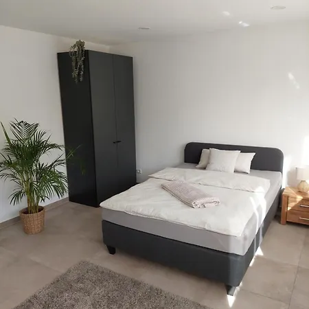 公寓 Monteurwohnung